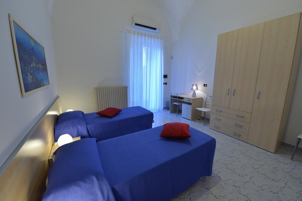 Hotel Il Normanno Mesagne Zimmer foto